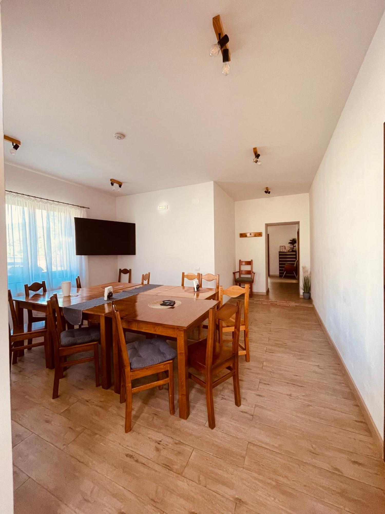 Domeniul Bondarelului Hotel Ocolisu Mic Ngoại thất bức ảnh
