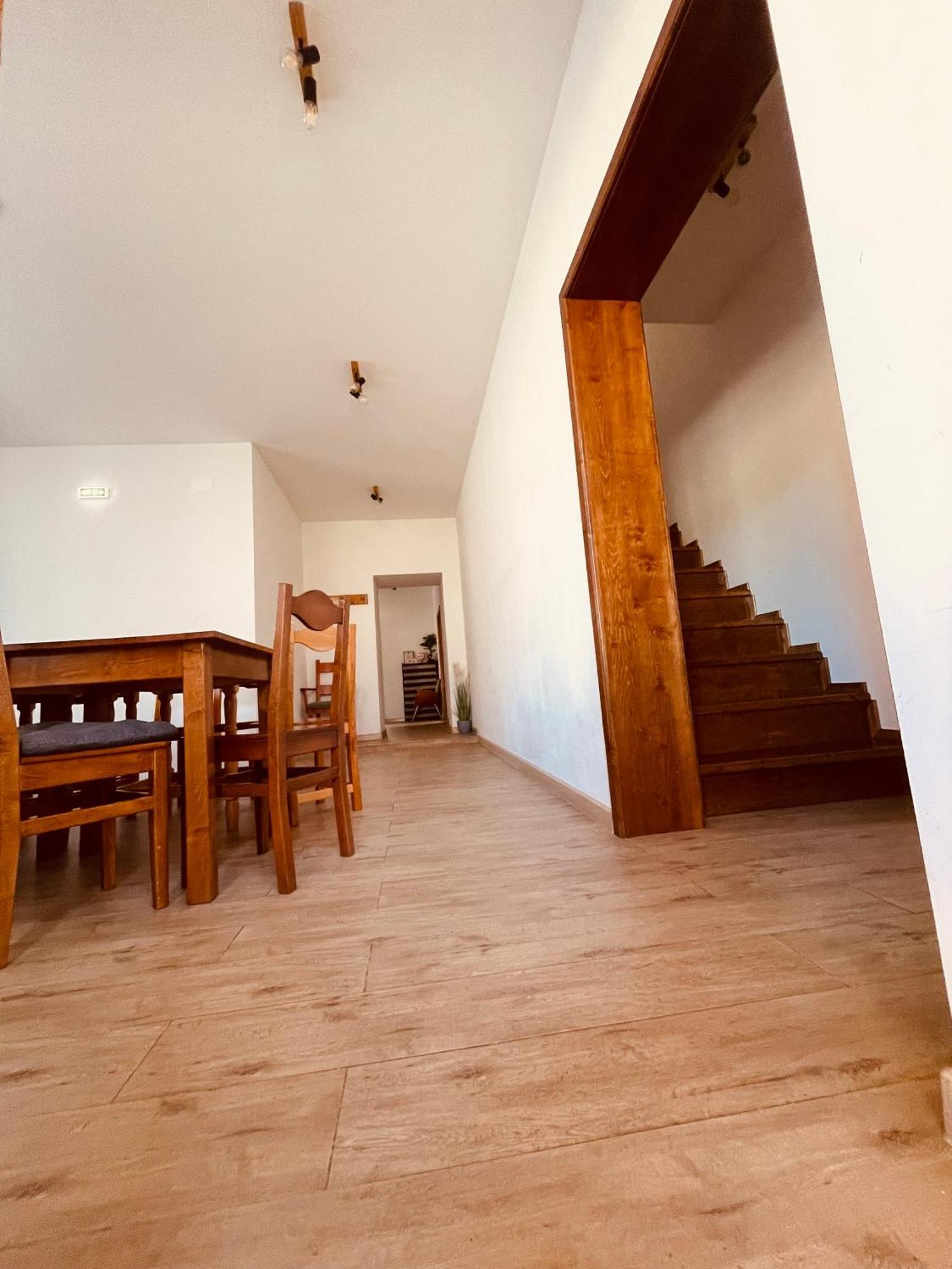 Domeniul Bondarelului Hotel Ocolisu Mic Ngoại thất bức ảnh