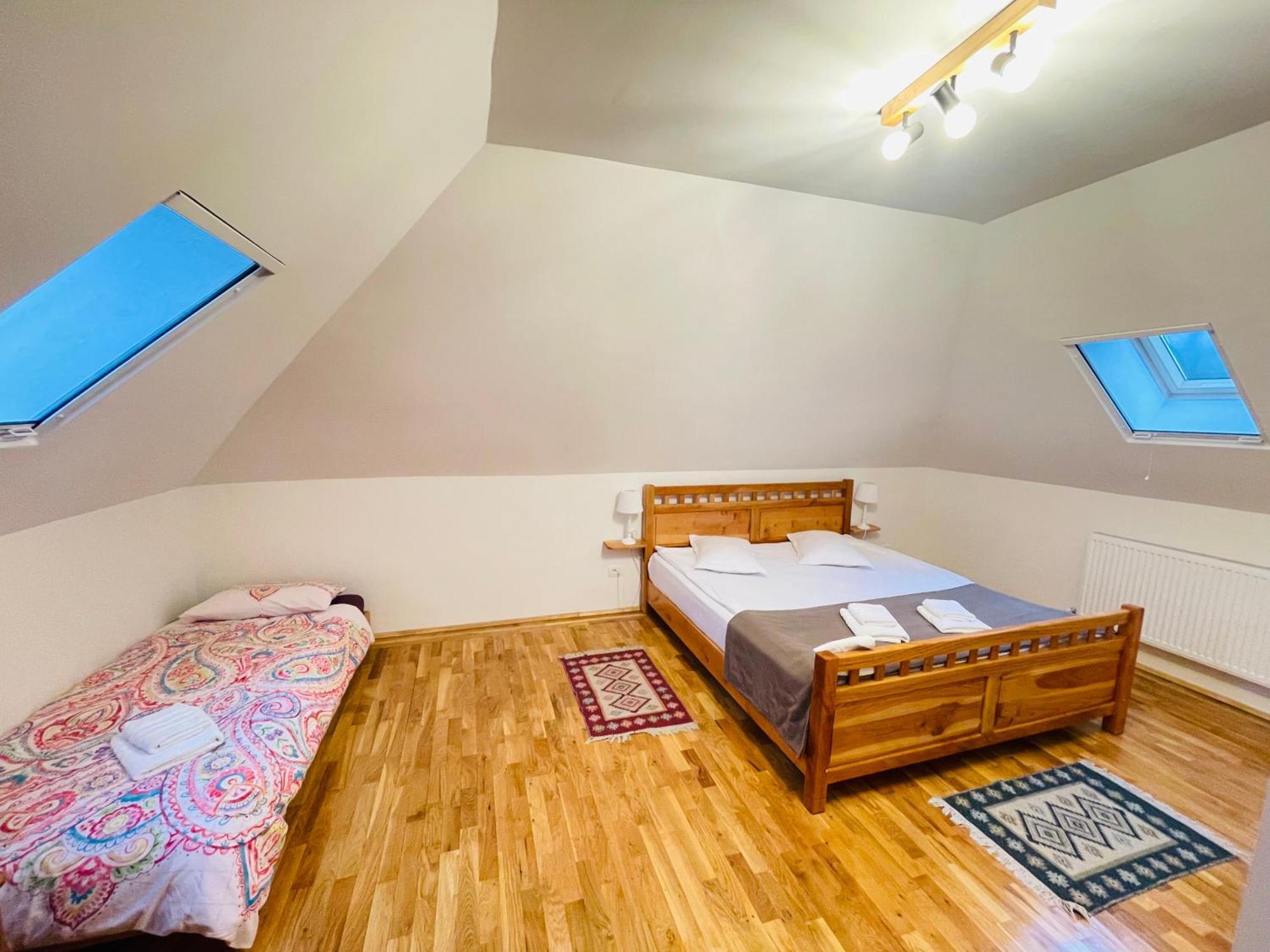 Domeniul Bondarelului Hotel Ocolisu Mic Ngoại thất bức ảnh
